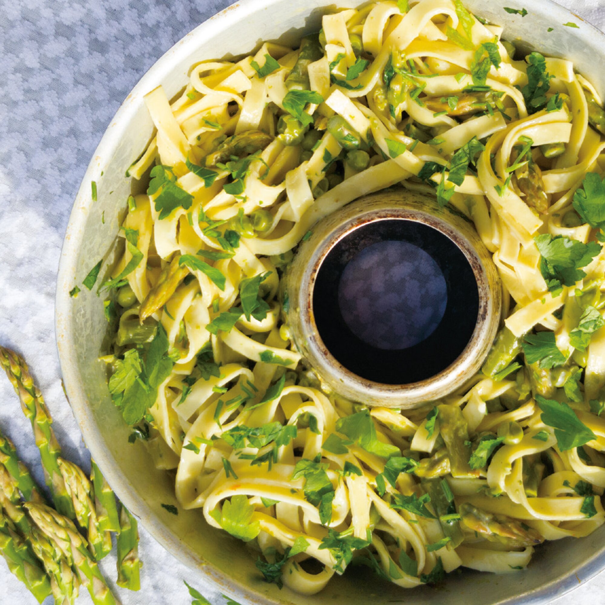 Omnia One Pot Rezepte schnell & einfach – Przepisy na piekarnik Omnia – Książka kucharska