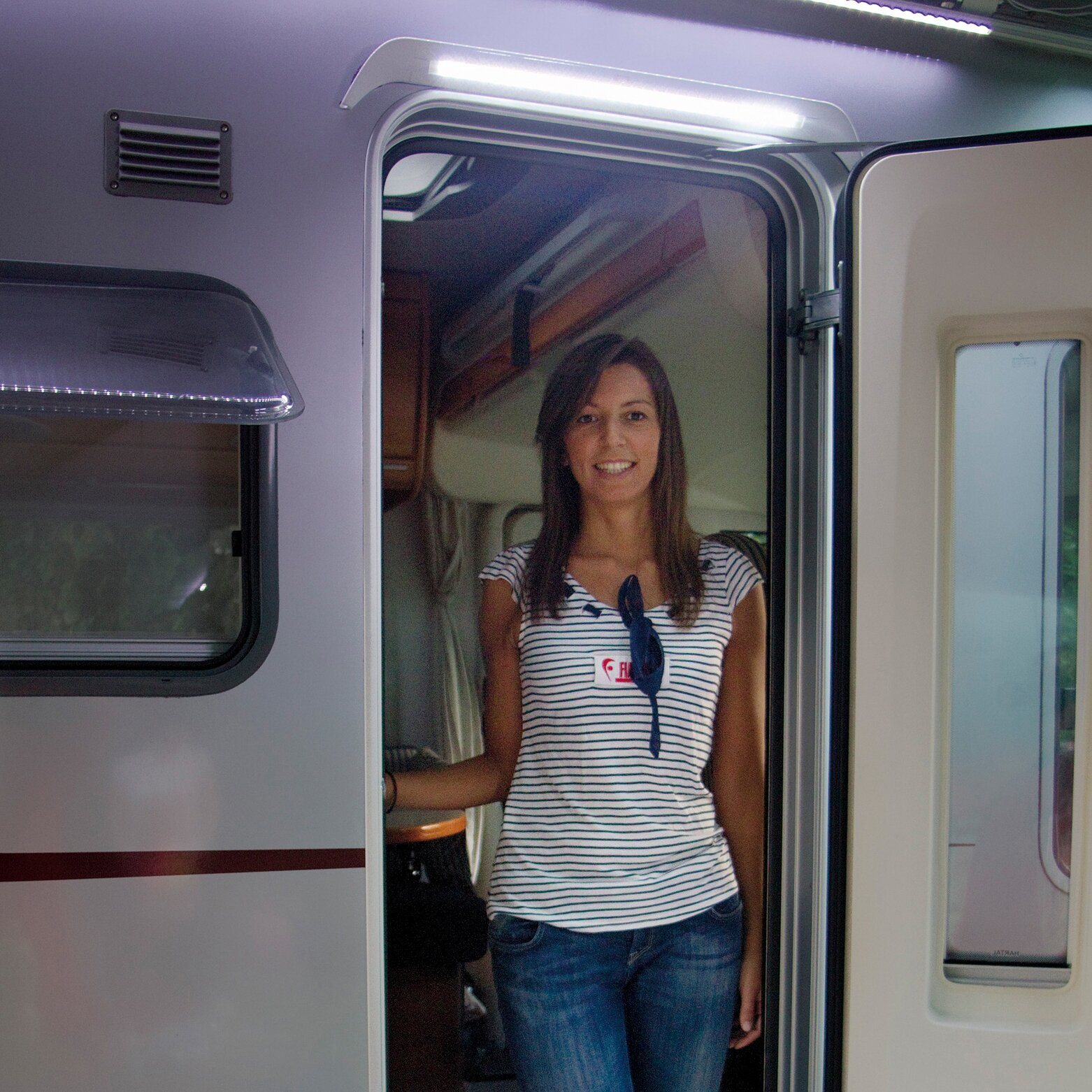 Fiamma Oświetlenie drzwi z rynną