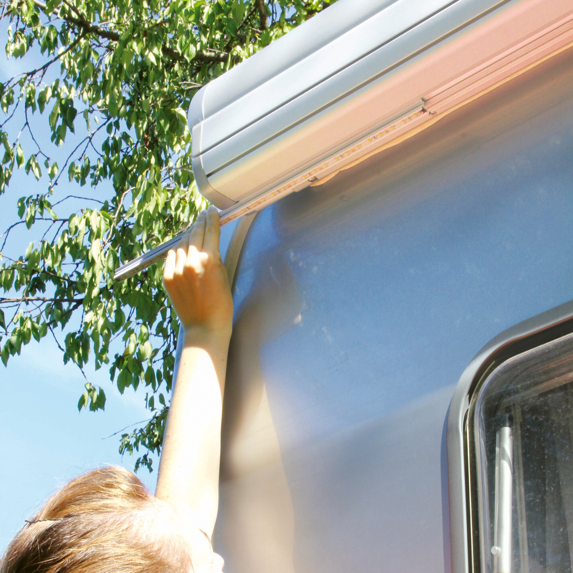 Fiamma Zestaw listew przedłużających LED Case 50 do markizy, biały