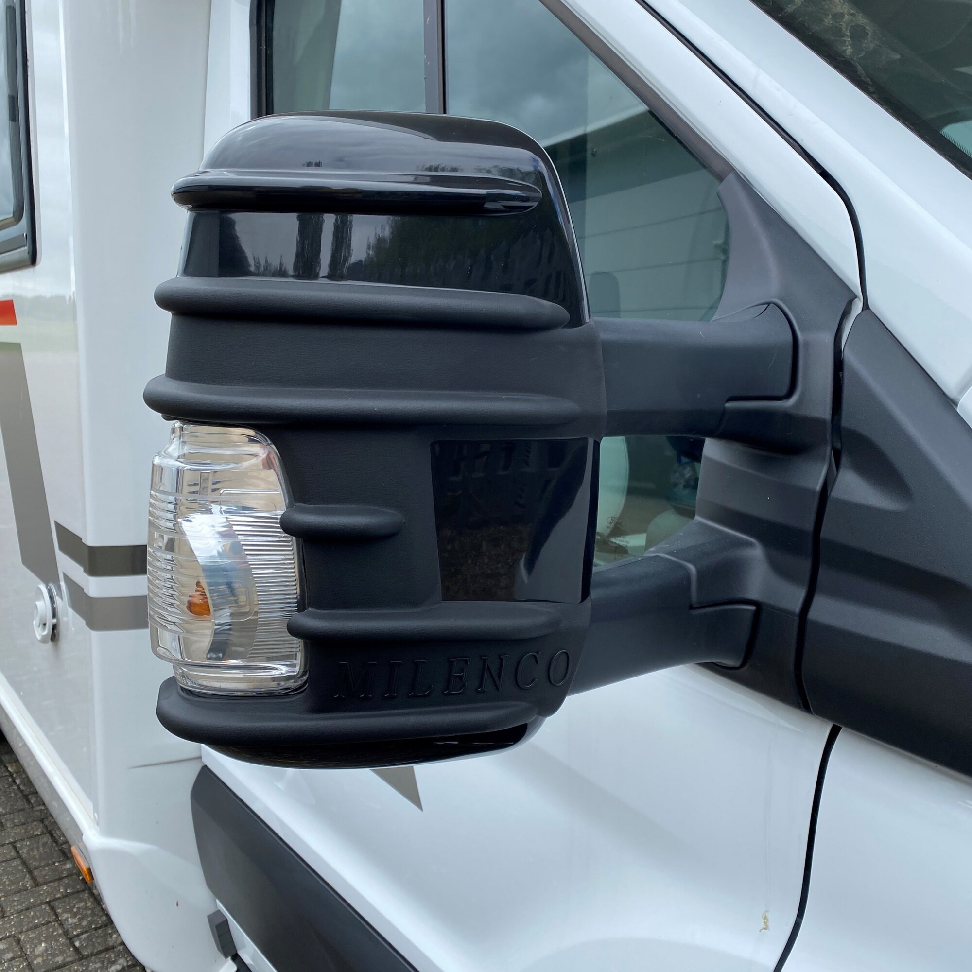 Milenco Osłona lusterek Ford Transit Custom, czarna