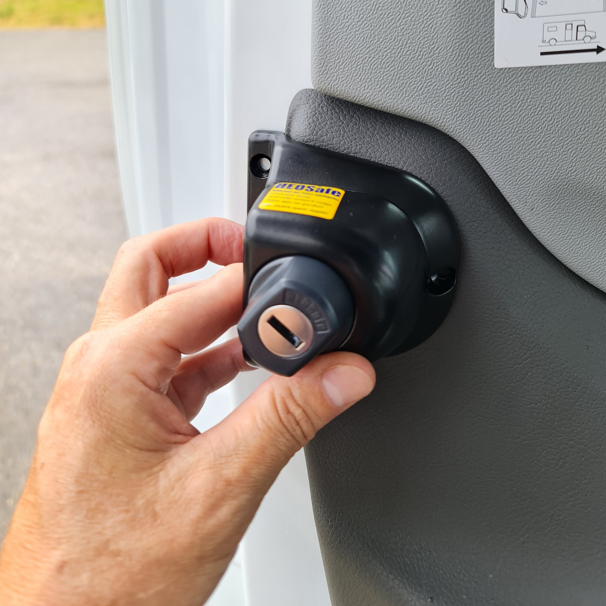 HEOSolution Zamki antywłamaniowe do drzwi kabiny kierowcy Ford Transit Gen. 7