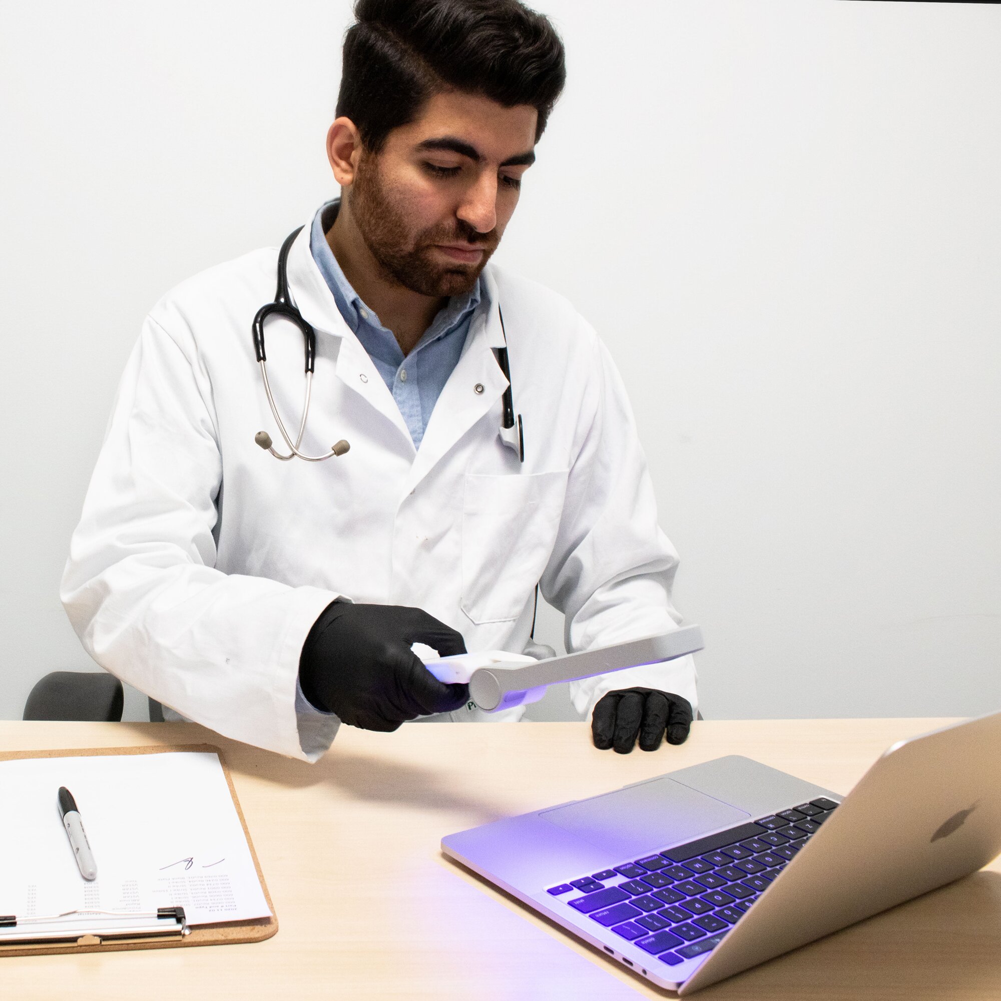 TW-DES Dezynfekcja powierzchni Acuva™ Solarix