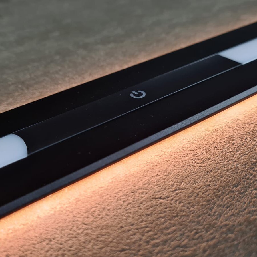 PCS Oświetlenie kabiny ze zintegrowanym oświetleniem otoczenia, czarne