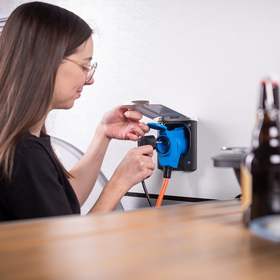 Brennenstuhl 321/090