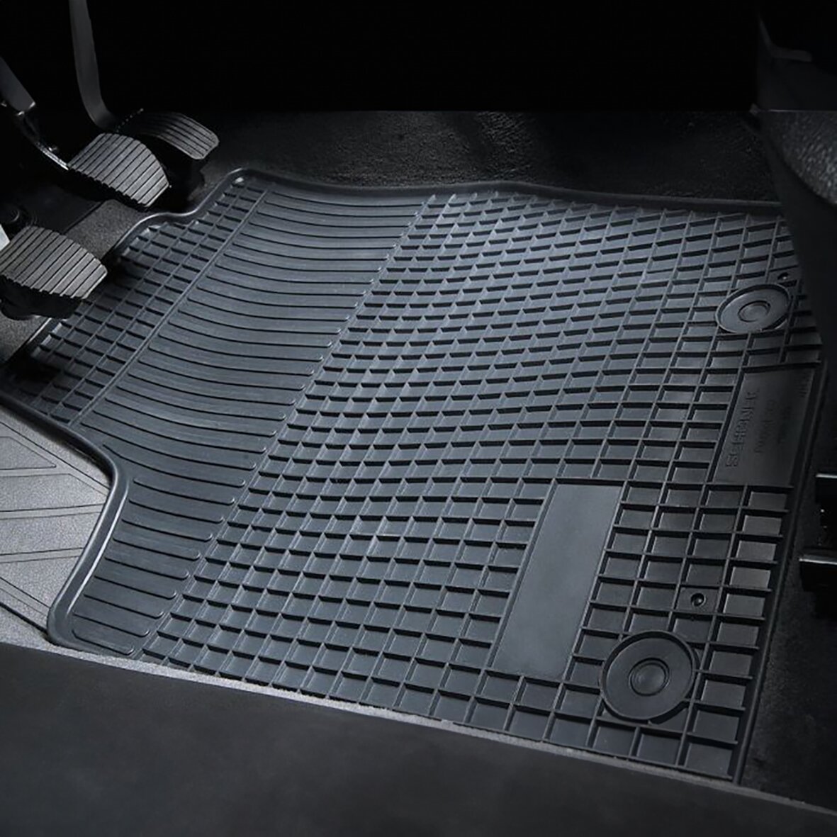 Schönek Dopasowana mata gumowa, 3 szt., do VW T7, bez przejścia