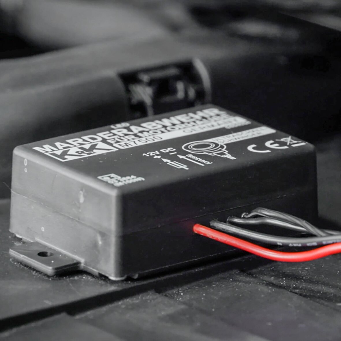 K&K Ultradźwiękowy środek odstraszający kuny M7500