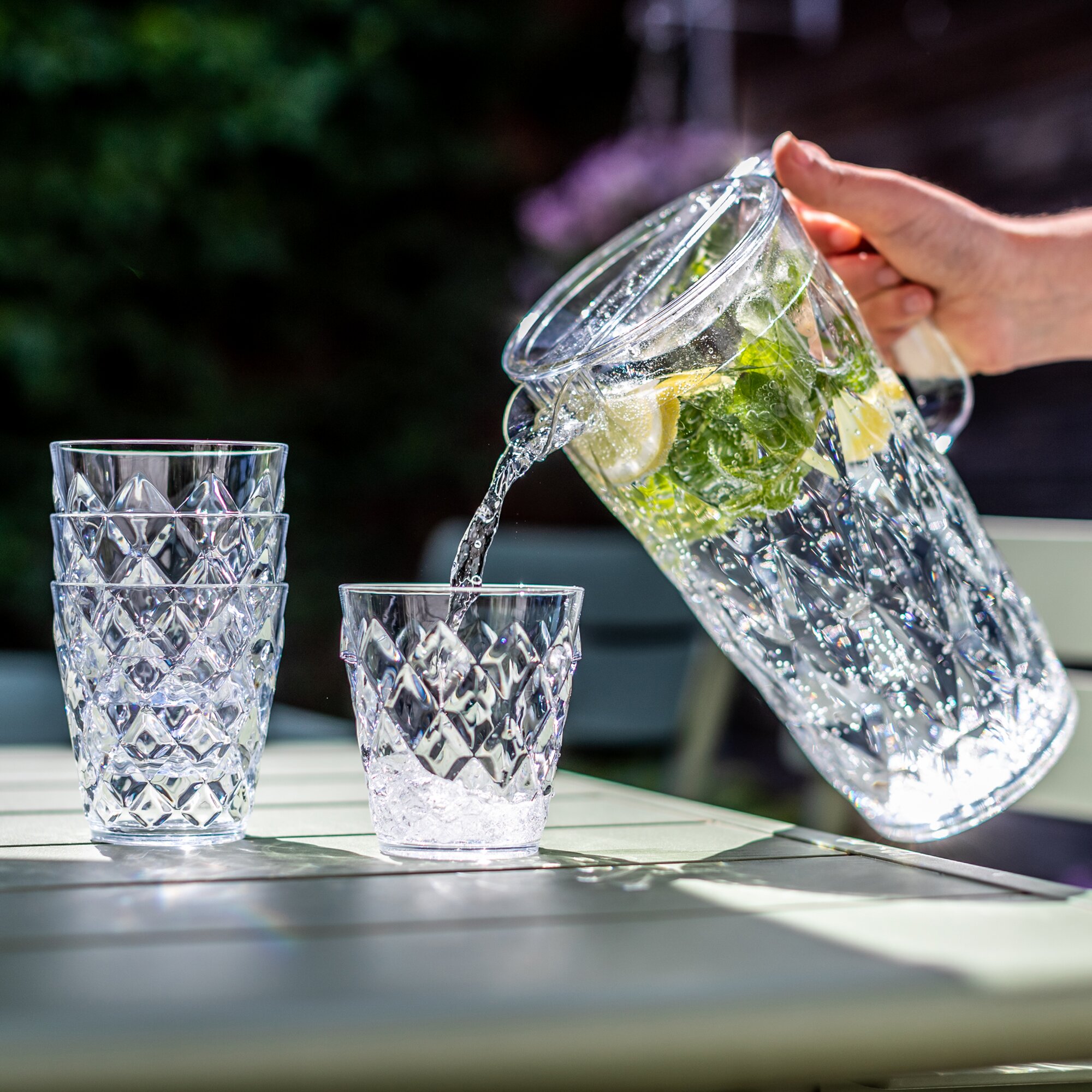 koziol Karafka CRYSTAL z 4 filiżankami